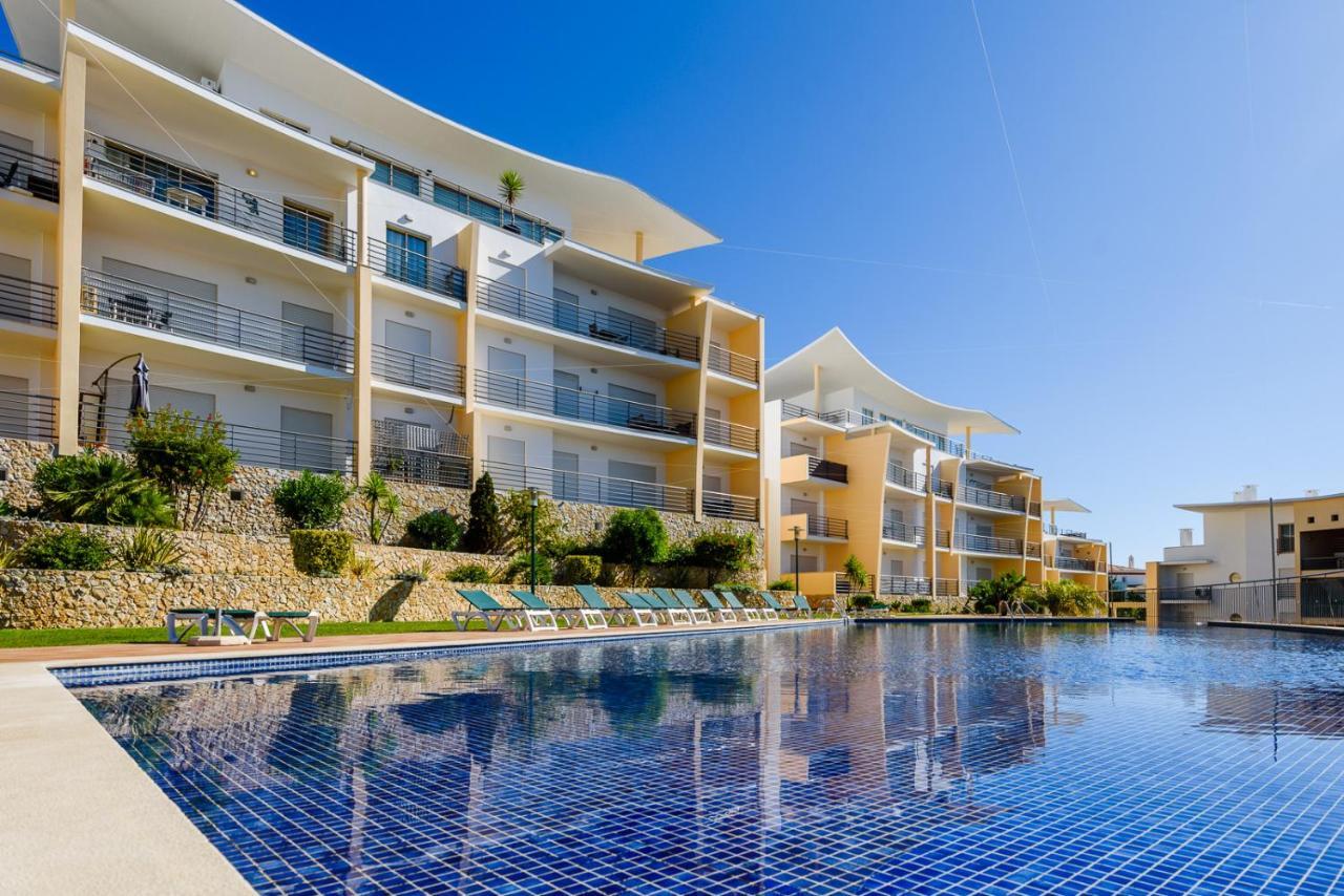 Bnb Homes Ocean View Apartment With Sunbathing Terrace, 2 Swimming Pools & Tennis Court Albufeira Exterior photo