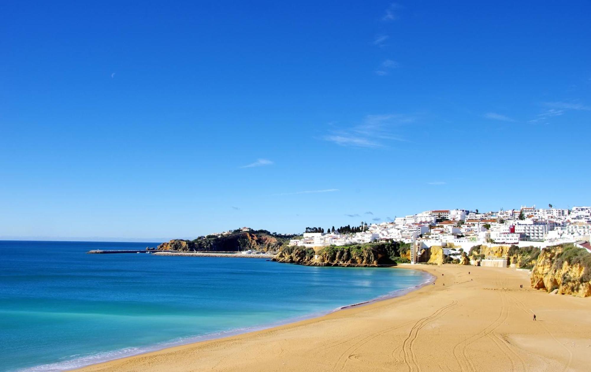 Bnb Homes Ocean View Apartment With Lovely Terrace, 2 Swimming Pools & Tennis Court Albufeira Exterior photo