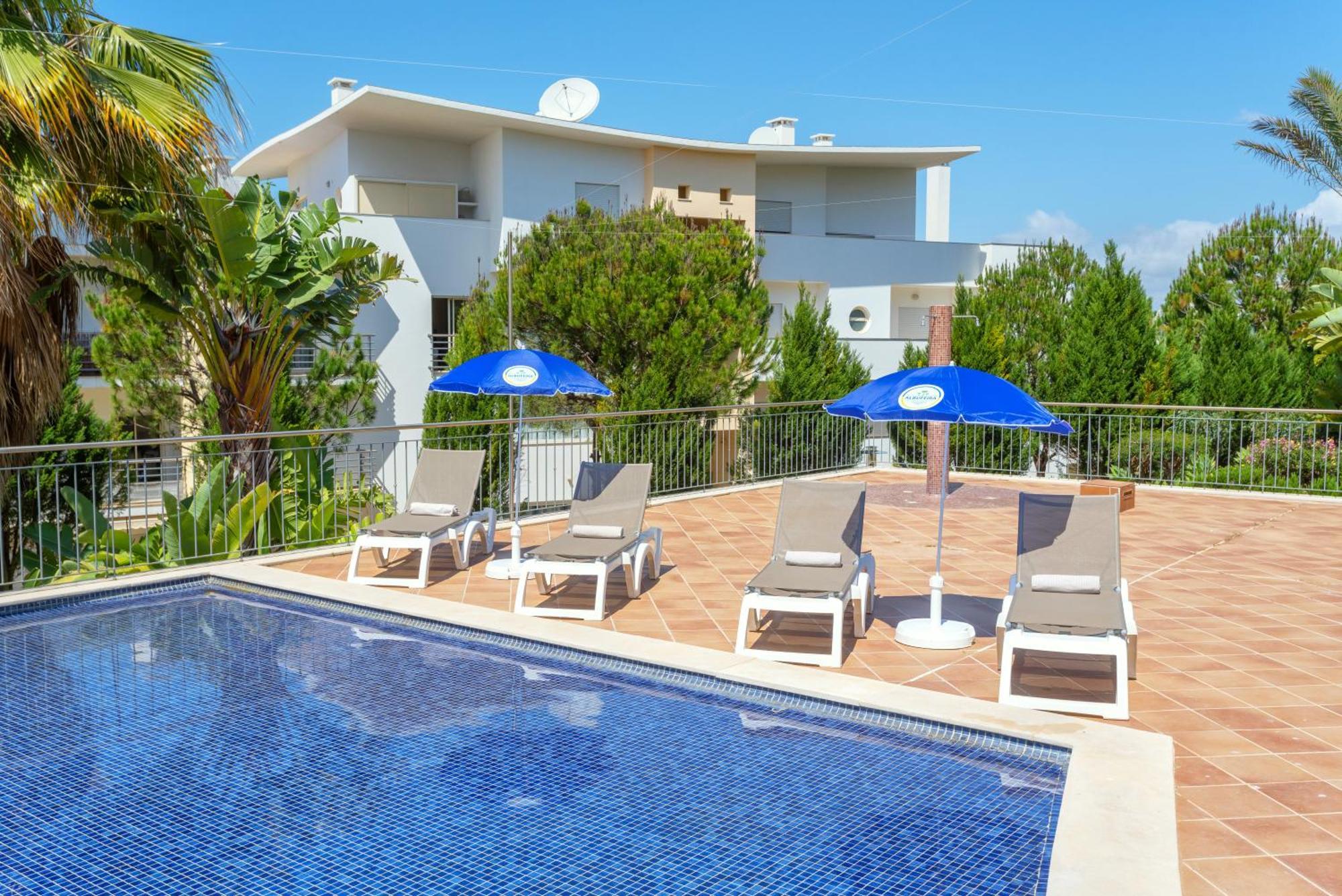 Bnb Homes Ocean View Apartment With Lovely Terrace, 2 Swimming Pools & Tennis Court Albufeira Exterior photo