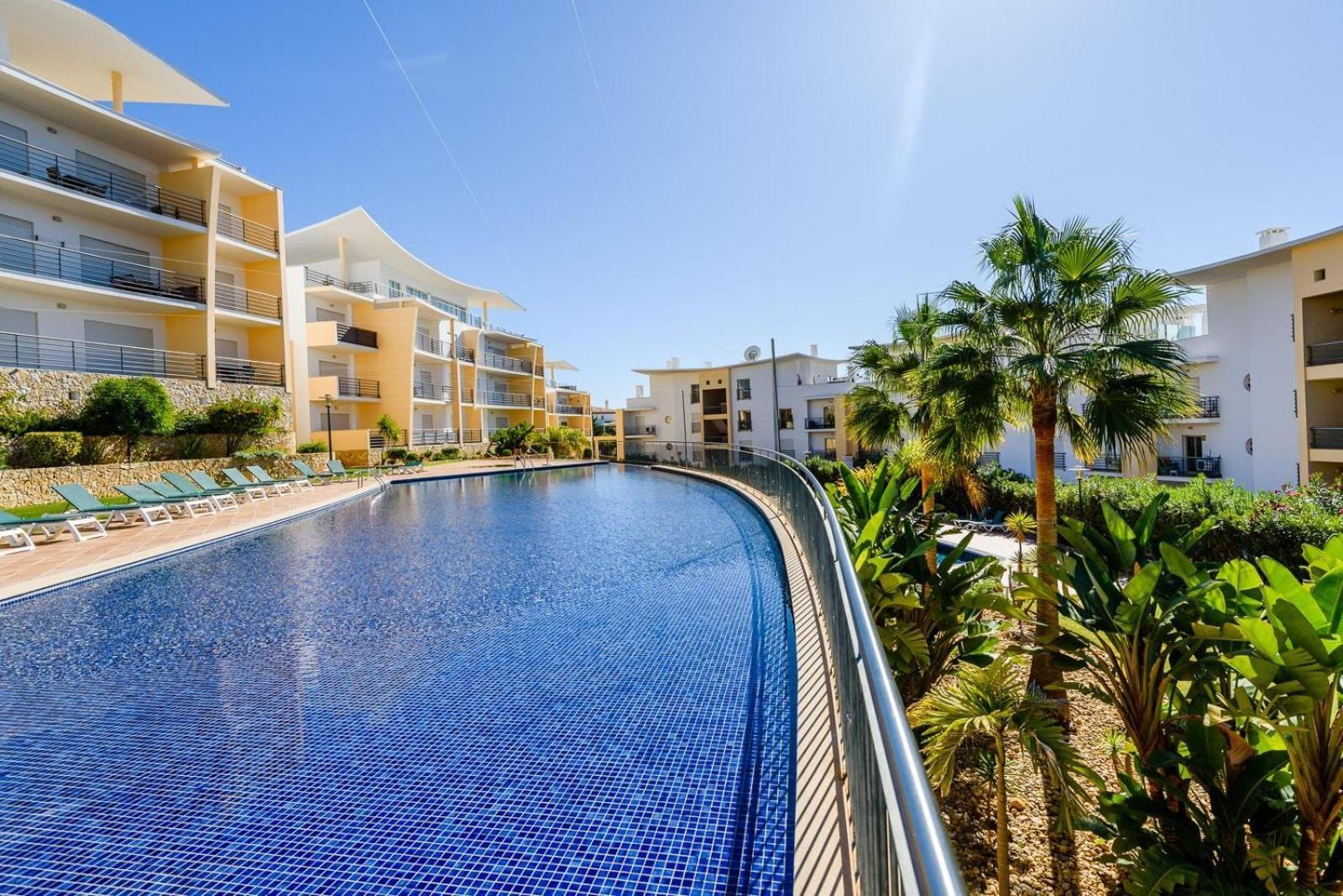 Bnb Homes Ocean View Apartment With Lovely Terrace, 2 Swimming Pools & Tennis Court Albufeira Exterior photo
